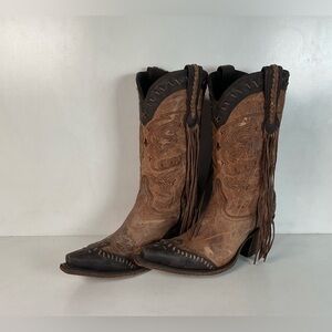 Lucchese Tucson Fringe Cowgirl Boots | Wingtip | 9 B